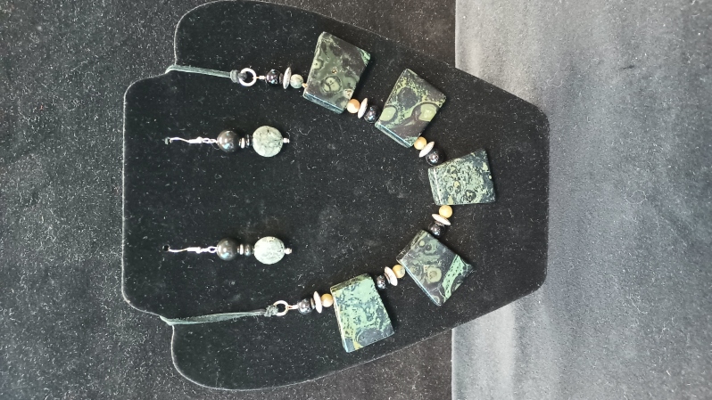 Rhyolite Necklace and Earrings